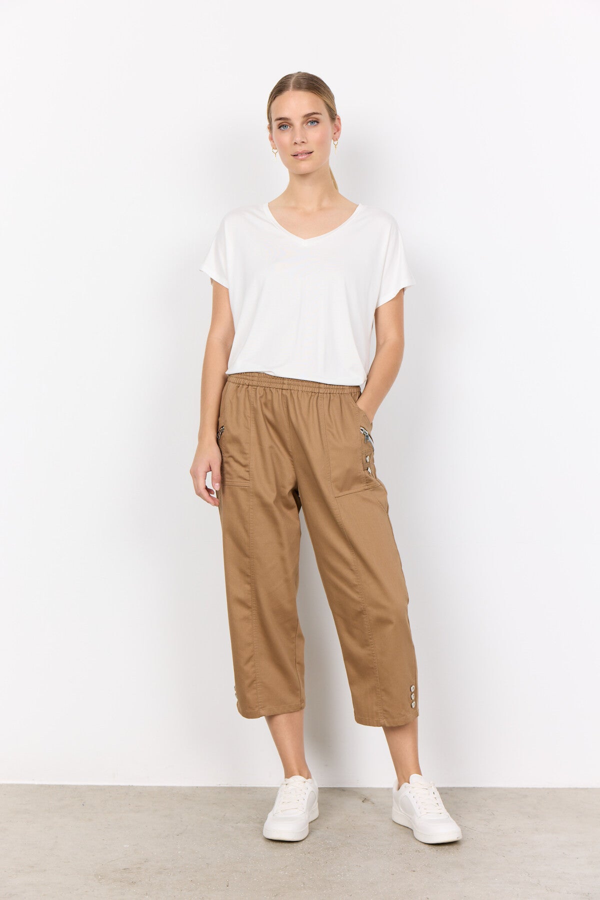 SC-AKILA 1-C Hose Camel