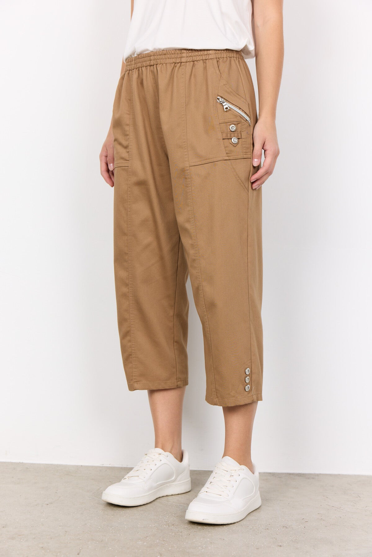 SC-AKILA 1-C Hose Camel