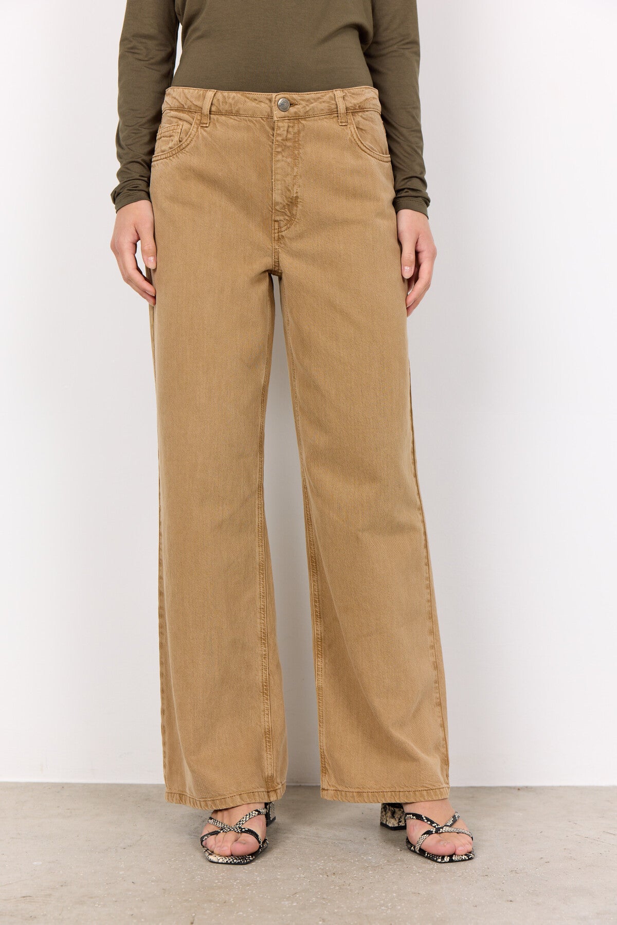 SC-IVONA 2-B Hose Camel